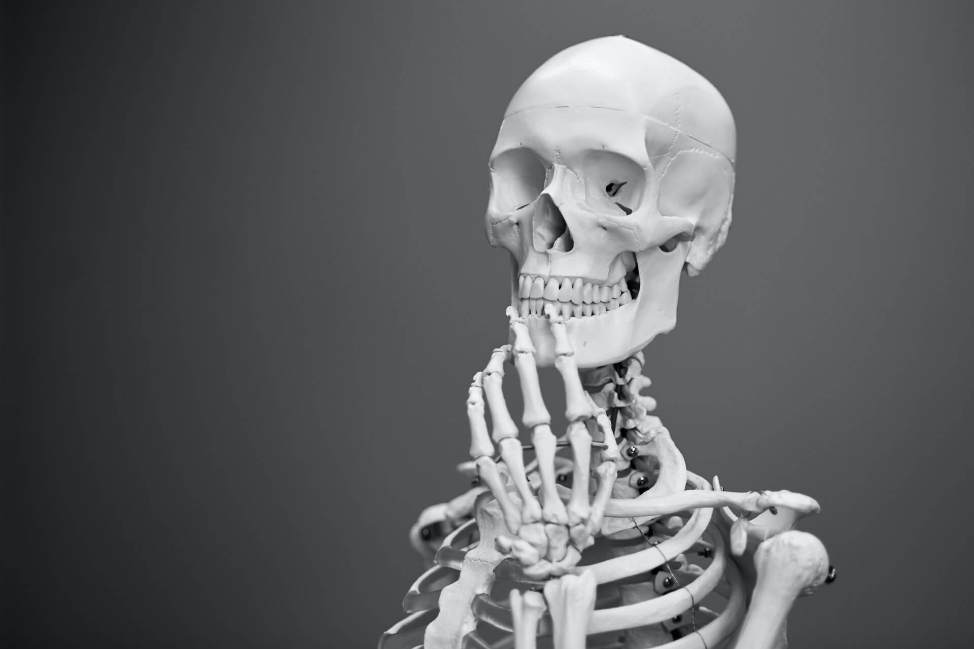 Skeleton in a thinking pose